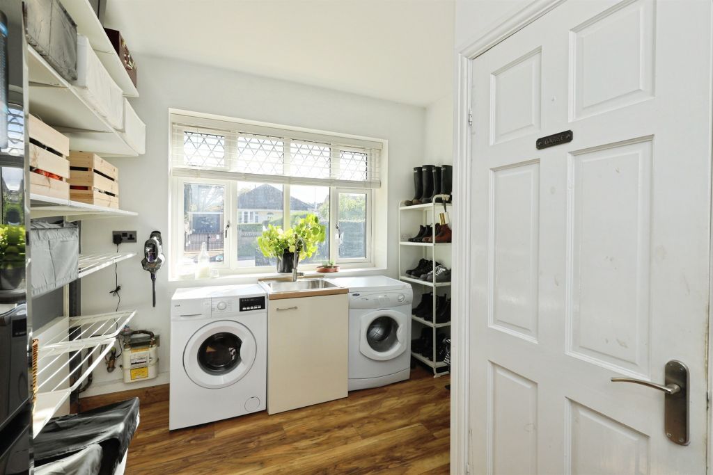 Additional image 8 of 5 bed detached bungalow for saleWorksop Road, Woodsetts, Worksop S81