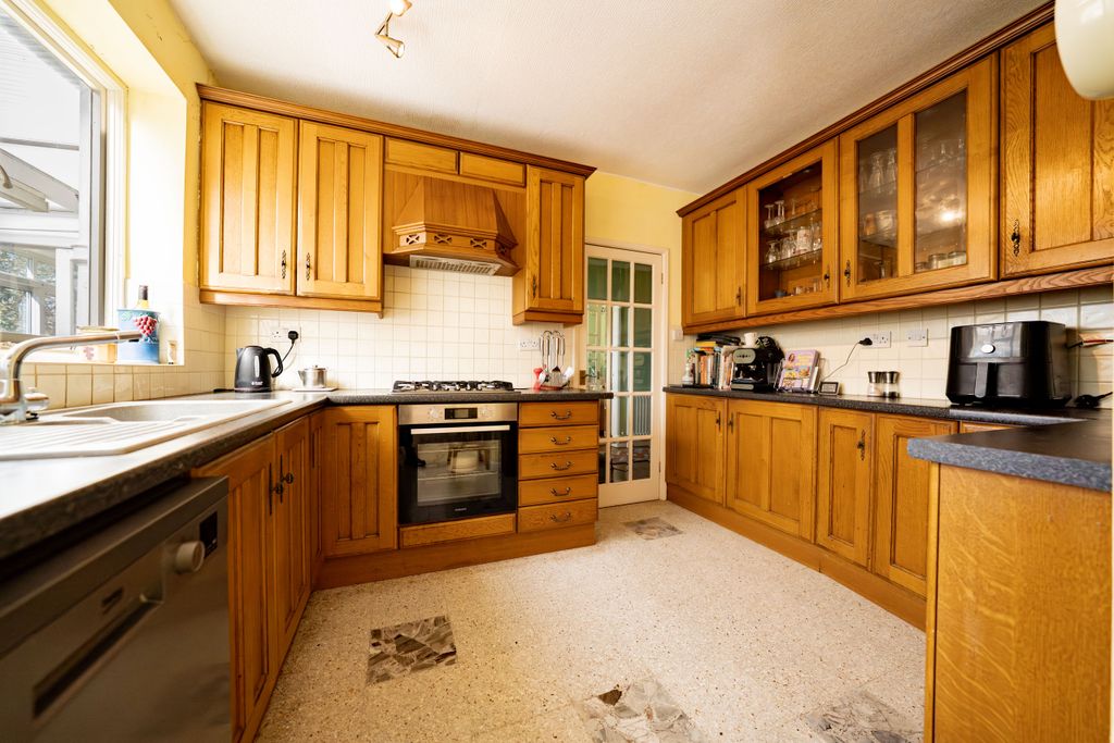 Additional image 10 of 5 bed detached house for saleManor Road, Desford, Leicester, Leicestershire LE9