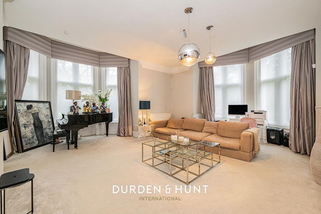Additional image 3 of 3 bed flat for saleRegents Drive, Woodford Green IG8