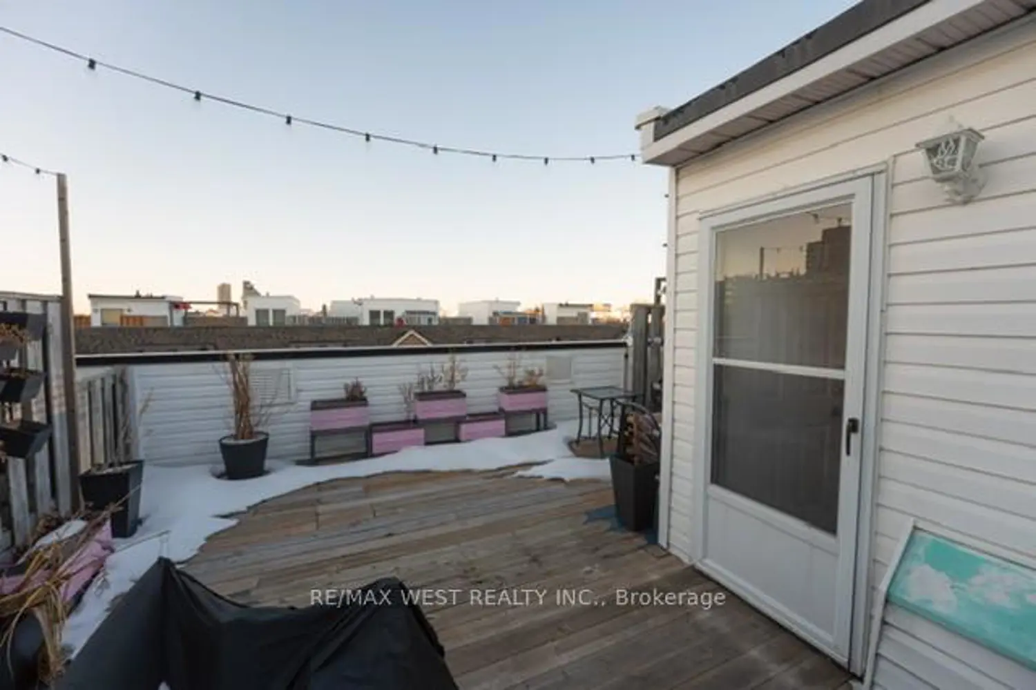 Additional image 17 of 760 Lawrence Avenue 59
