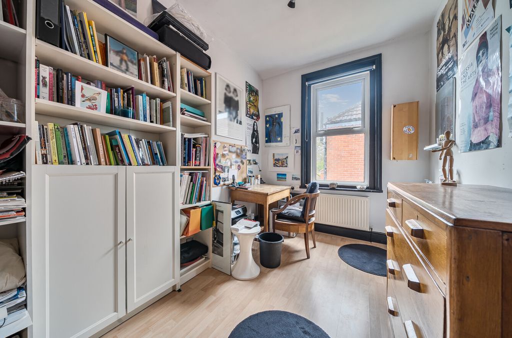 Additional image 9 of 4 bed semi-detached house for saleHeatherdeane Road, Highfield, Southampton, Hampshire SO17