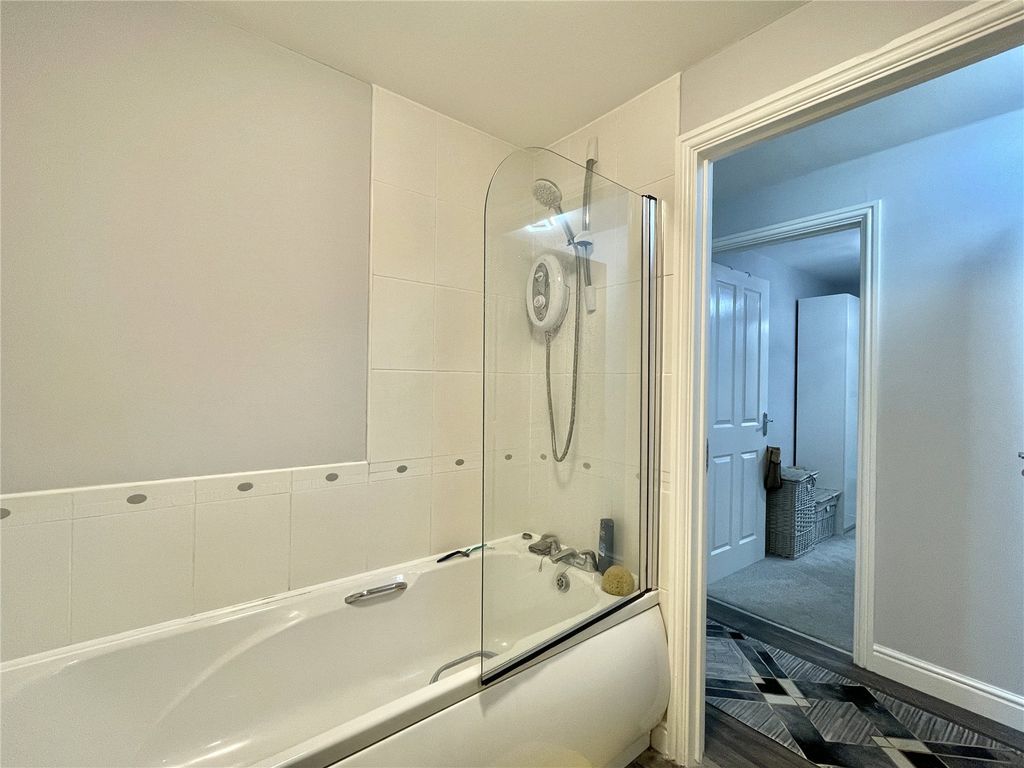 Additional image 11 of 2 bed flat for saleSt. Michaels View, Widnes, Cheshire WA8