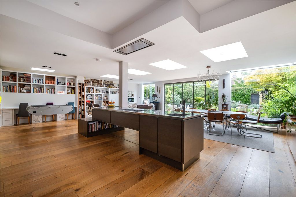 Additional image 2 of 6 bed semi-detached house for saleLion Gate Gardens, Richmond, Surrey TW9