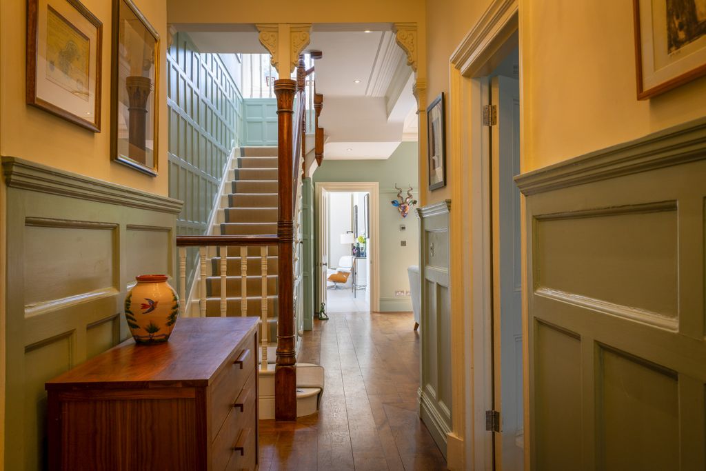 Additional image 11 of 5 bed property for saleSheen Road, Richmond, London TW10