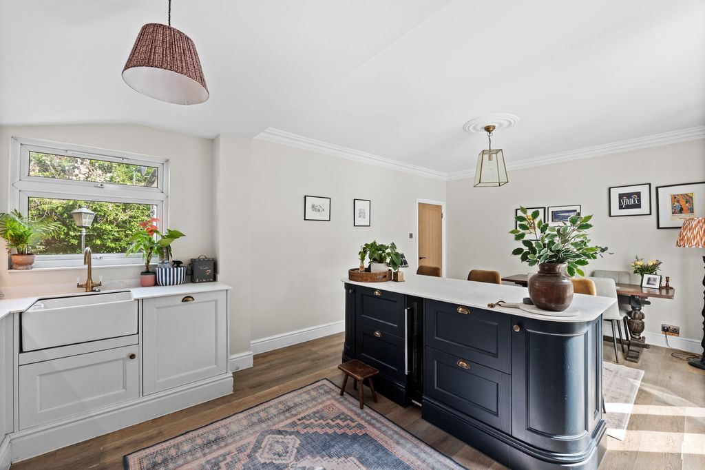 Additional image 5 of 3 bed detached house for saleHilltop Road, Whyteleafe CR3