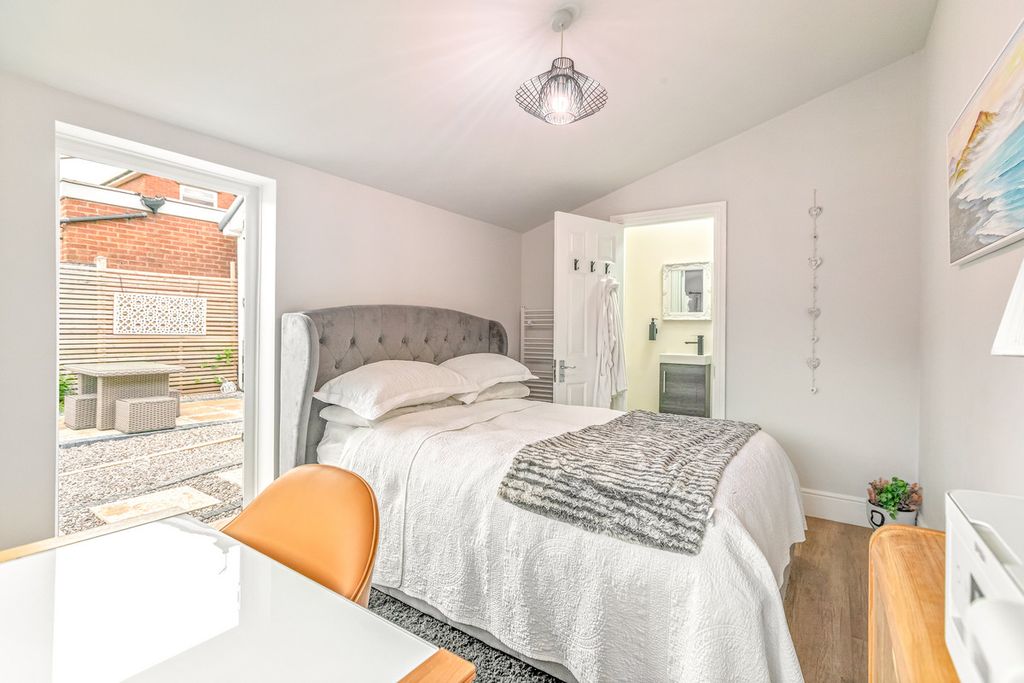Additional image 23 of 3 bed detached house for salePine Road, Glenfield LE3