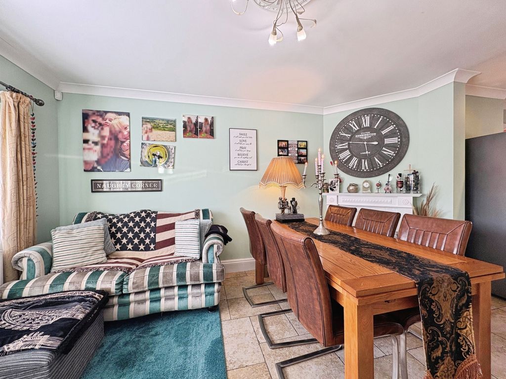 Additional image 19 of 6 bed detached house for saleSwallowcliffe Gardens, Yeovil BA20