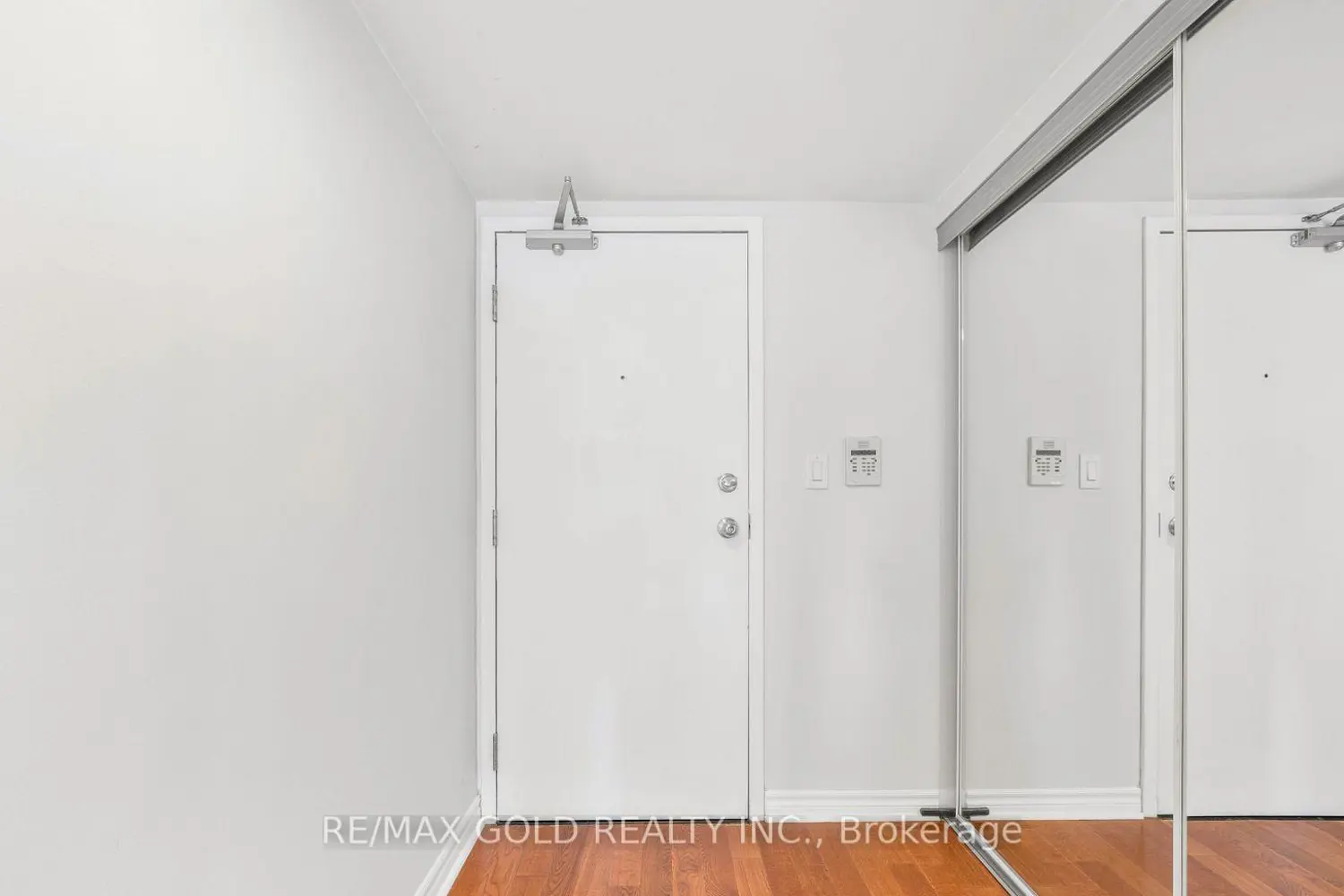 Additional image 8 of 200 Victoria Street 1506