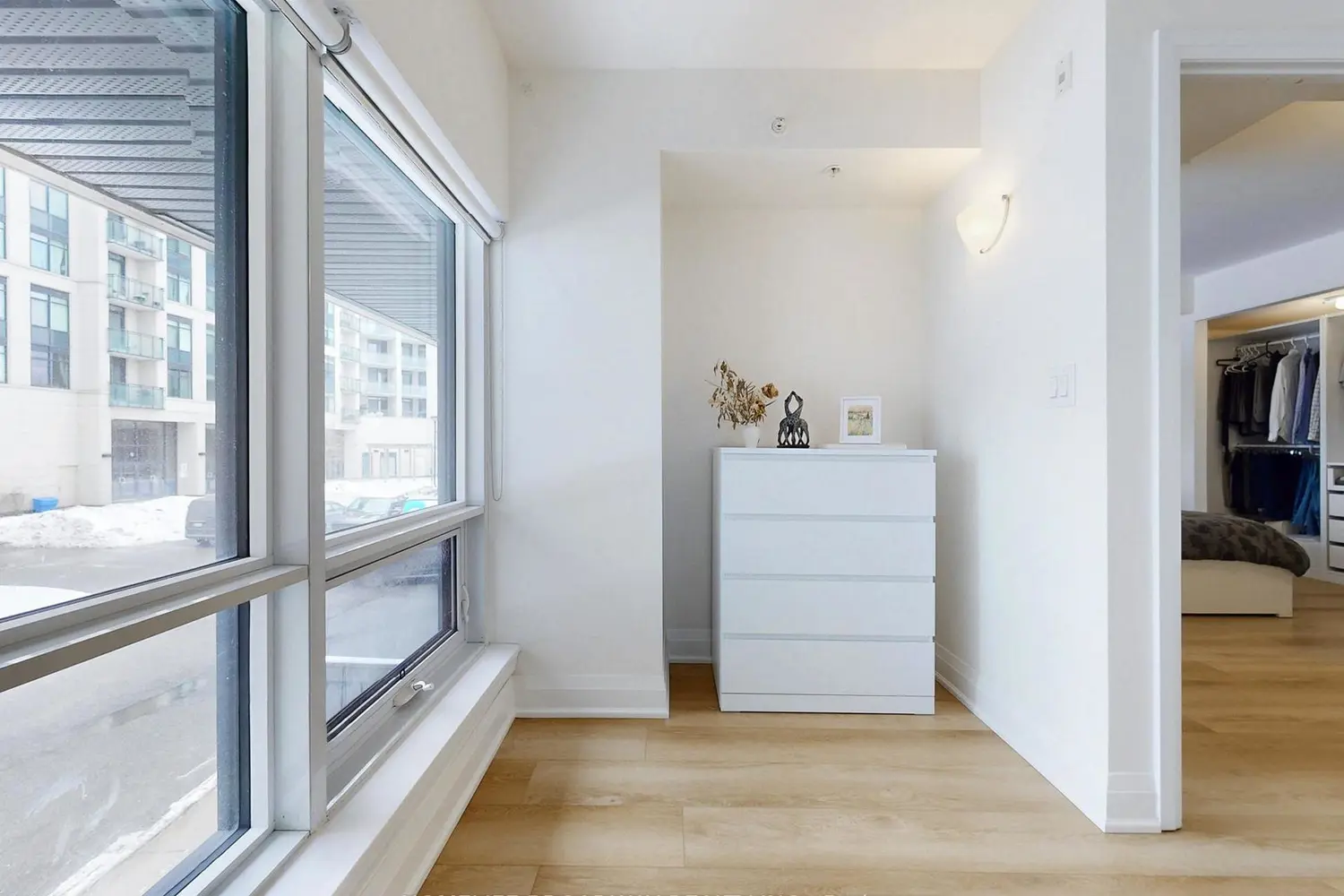 24 Woodstream Boulevard 112 photo 5