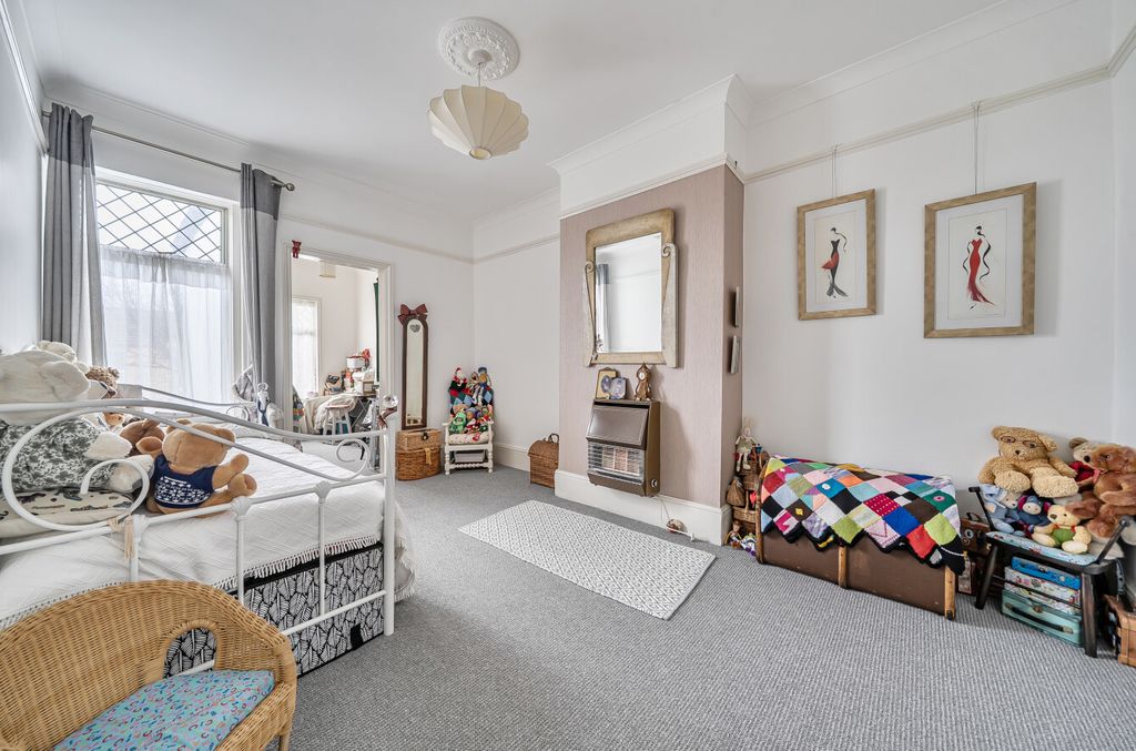 Additional image 13 of 4 bed terraced house for saleChichester Road, Portsmouth, Hampshire PO2