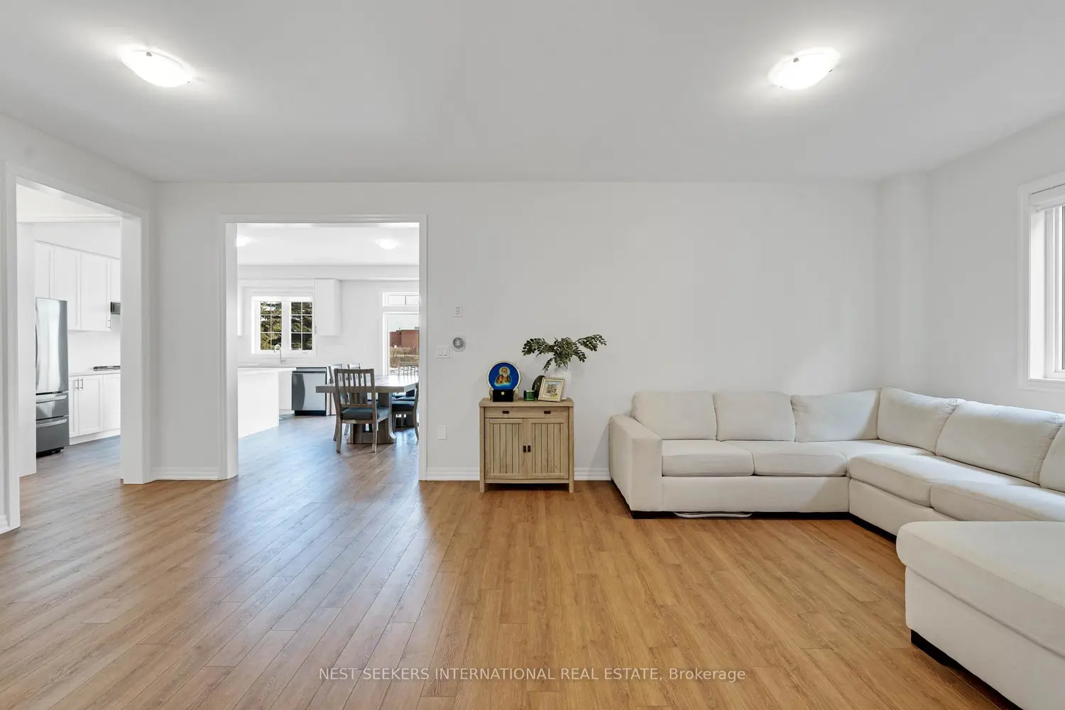 95 Pembrook Street photo 4