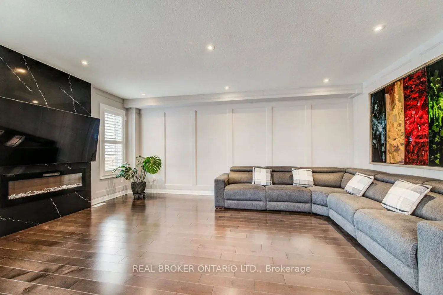 Additional image 3 of 192 Woolwich Street