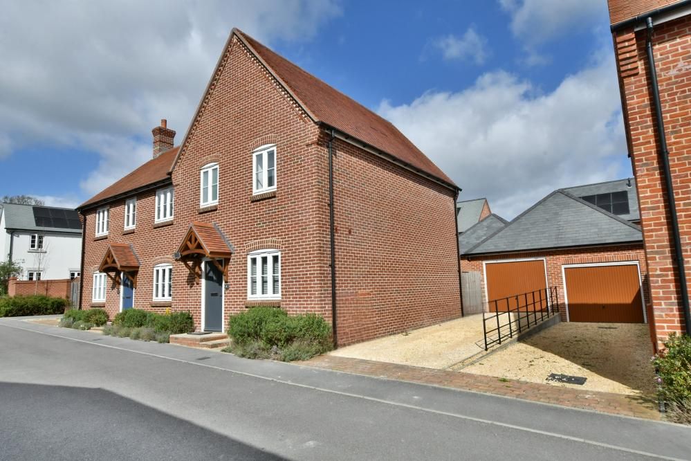 3 bed semi-detached house for saleAthelstan Way, Wimborne BH21