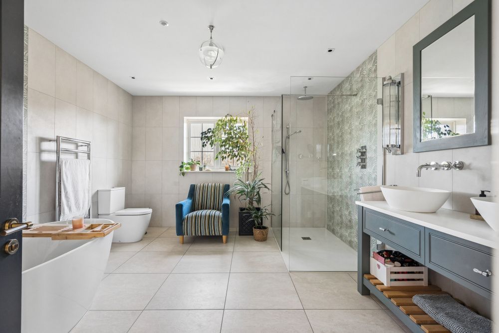 Additional image 17 of 6 bed detached house for saleThe Vale, Wokingham RG40