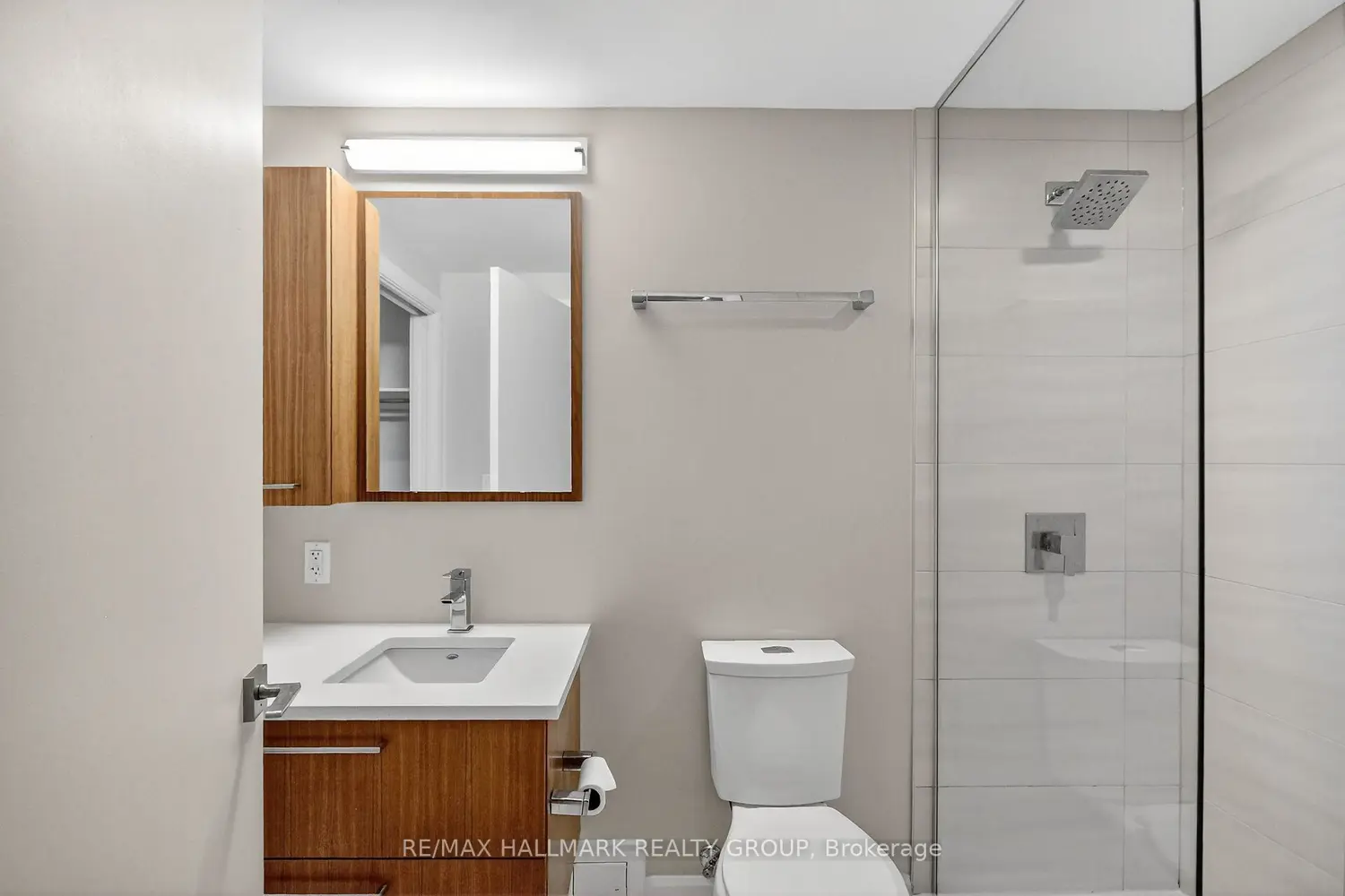 Additional image 19 of 10 Rosemount Avenue 503