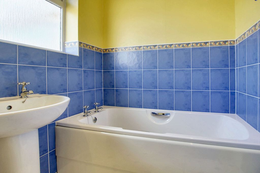 Additional image 23 of 4 bed semi-detached house for saleHidcote Road, Oadby LE2