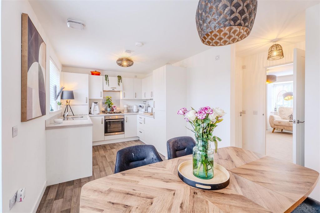 Additional image 6 of 3 bed town house for saleMackay Place, Wishaw ML2