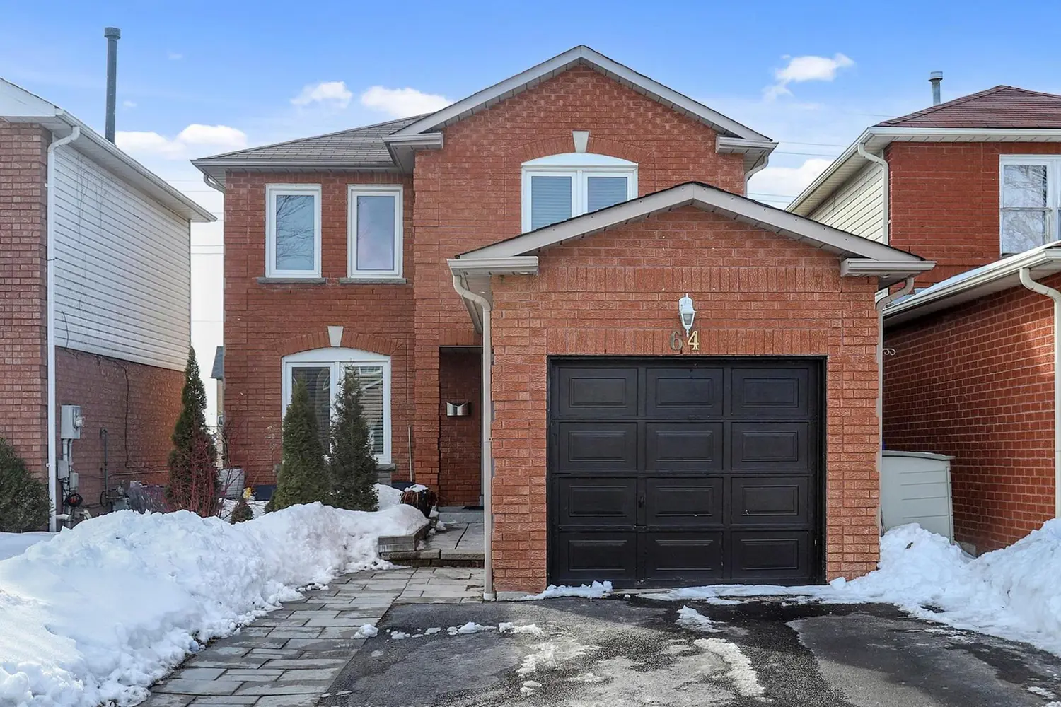 64 Sable Crescent