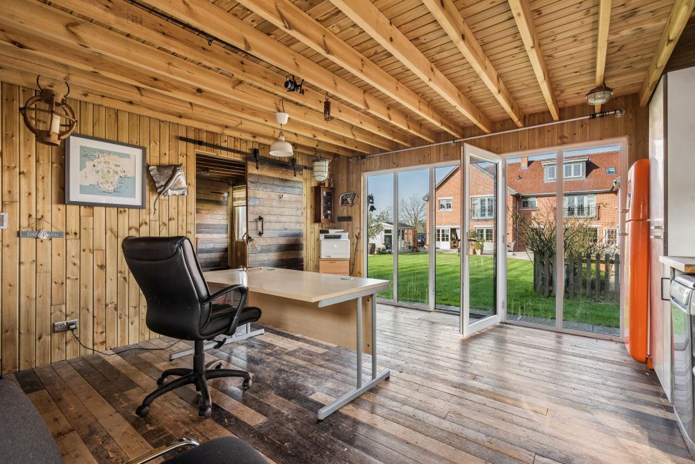 Additional image 32 of 6 bed detached house for saleThe Vale, Wokingham RG40