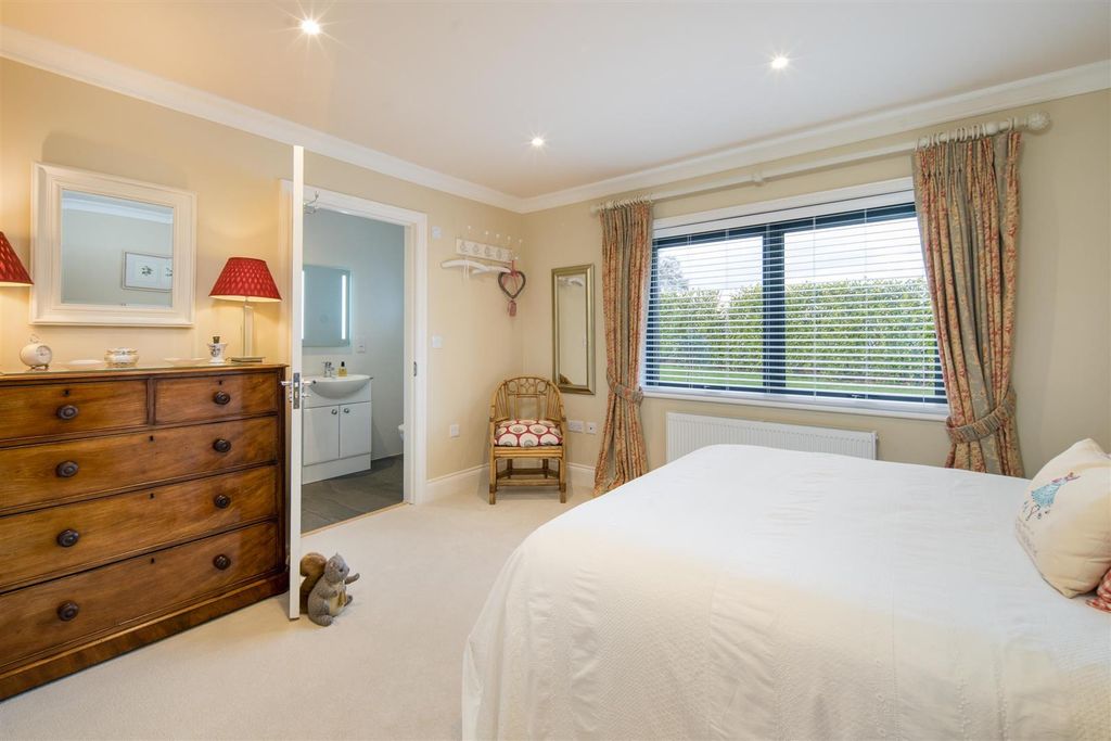 Additional image 20 of 4 bed detached house for saleYarmouth, Isle Of Wight PO41