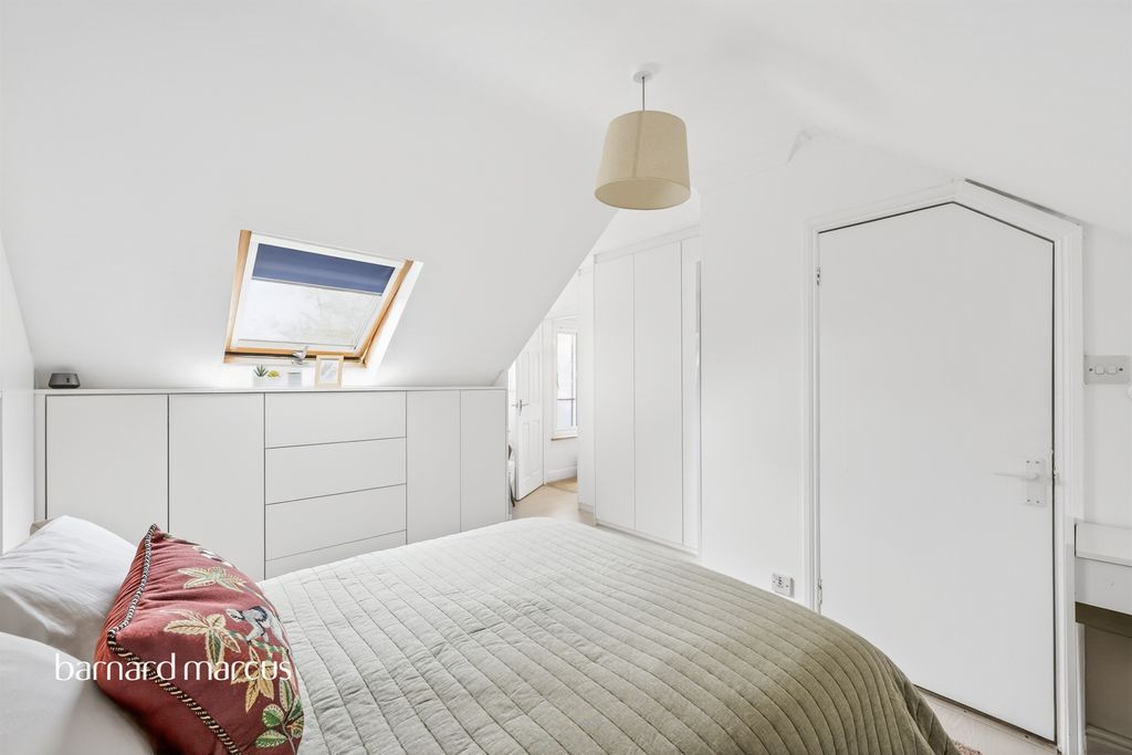 Additional image 8 of 2 bed maisonette for saleWashington Road, Worcester Park KT4