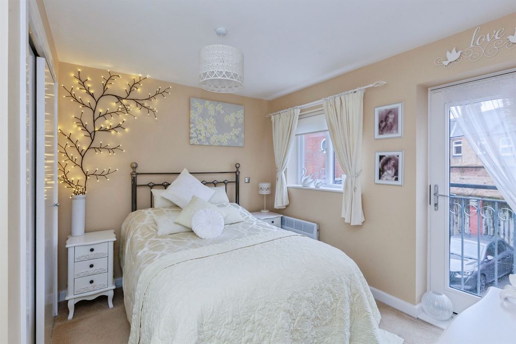 Additional image 12 of 2 bed flat for saleSycamore Street, Blaby, Leicester LE8