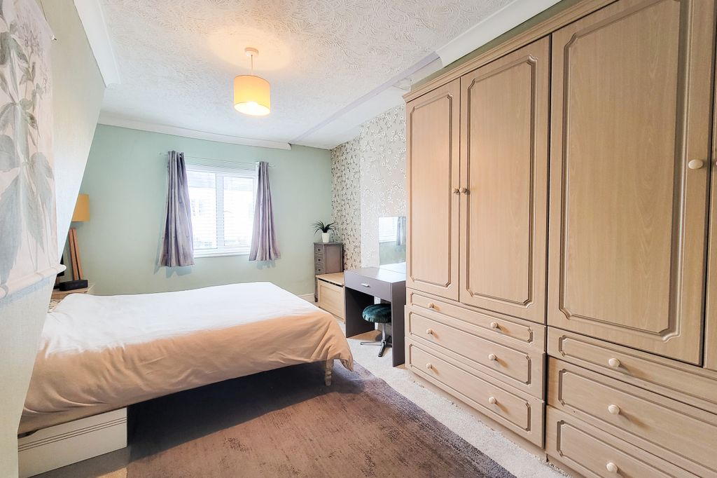 Additional image 13 of 3 bed semi-detached house for saleChestnut Road, Glenfield, Leicestershire LE3