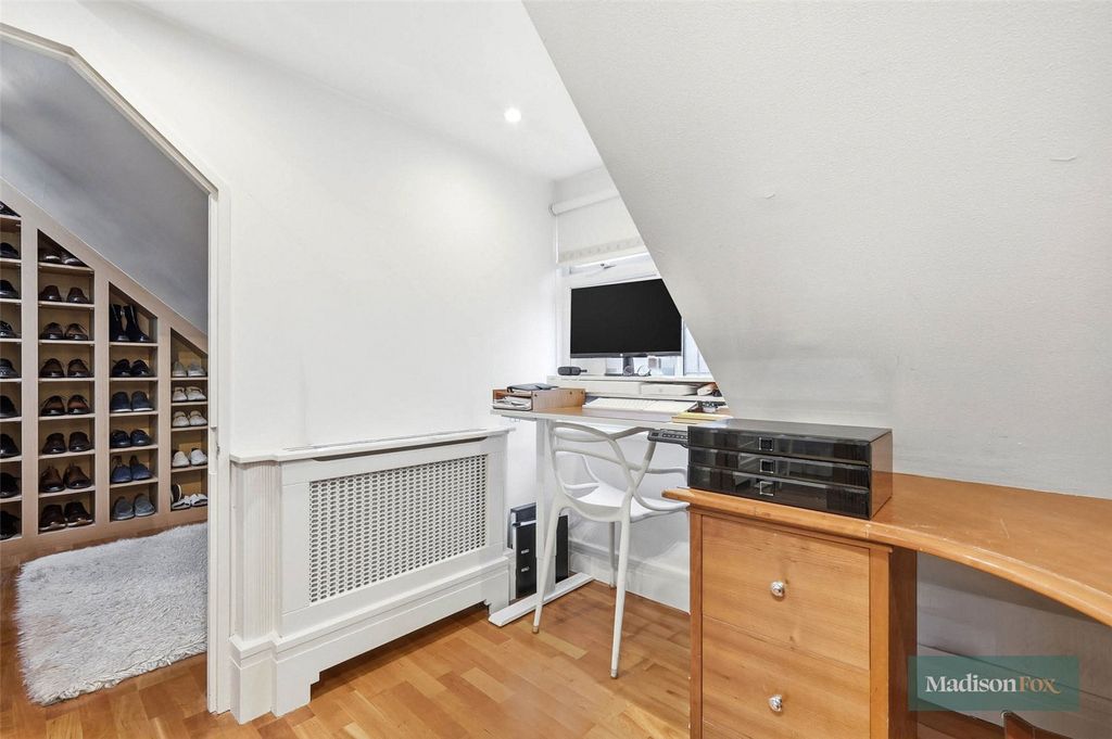 Additional image 30 of 5 bed detached house for saleMonkhams Lane, Woodford Green IG8