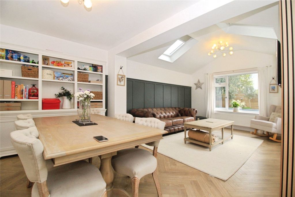 Additional image 2 of 4 bed detached house for saleMarlborough Close, Burbage, Hinckley, Leicestershire LE10