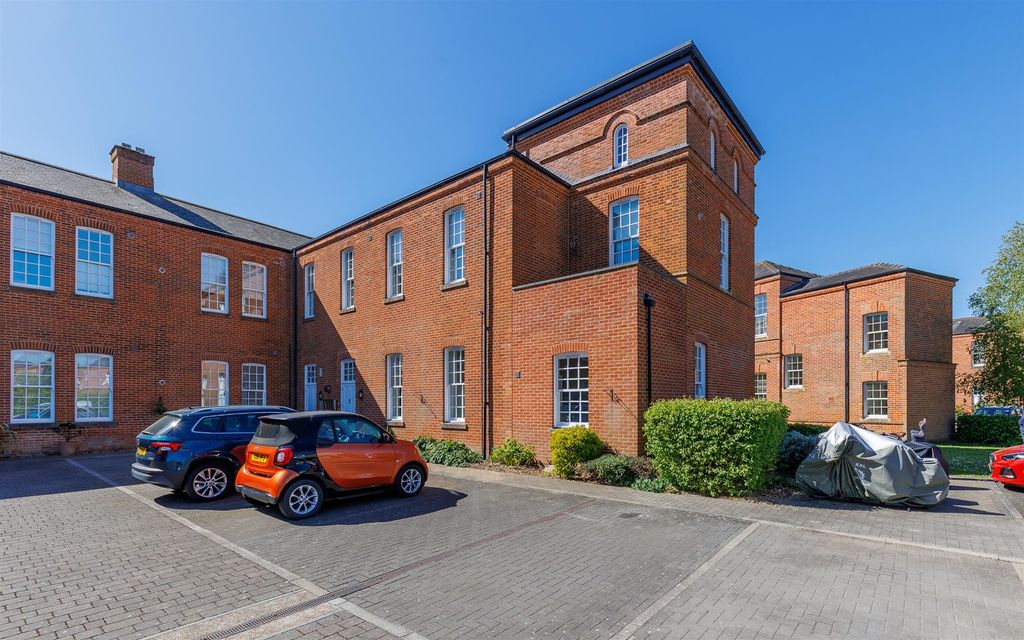 Additional image 19 of 2 bed flat for saleGatcombe, Isle Of Wight PO30