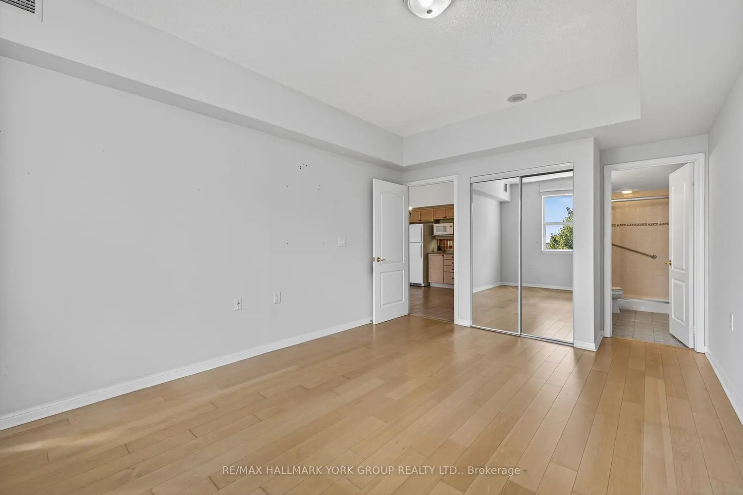 Additional image 10 of 2500 Rutherford Road 509