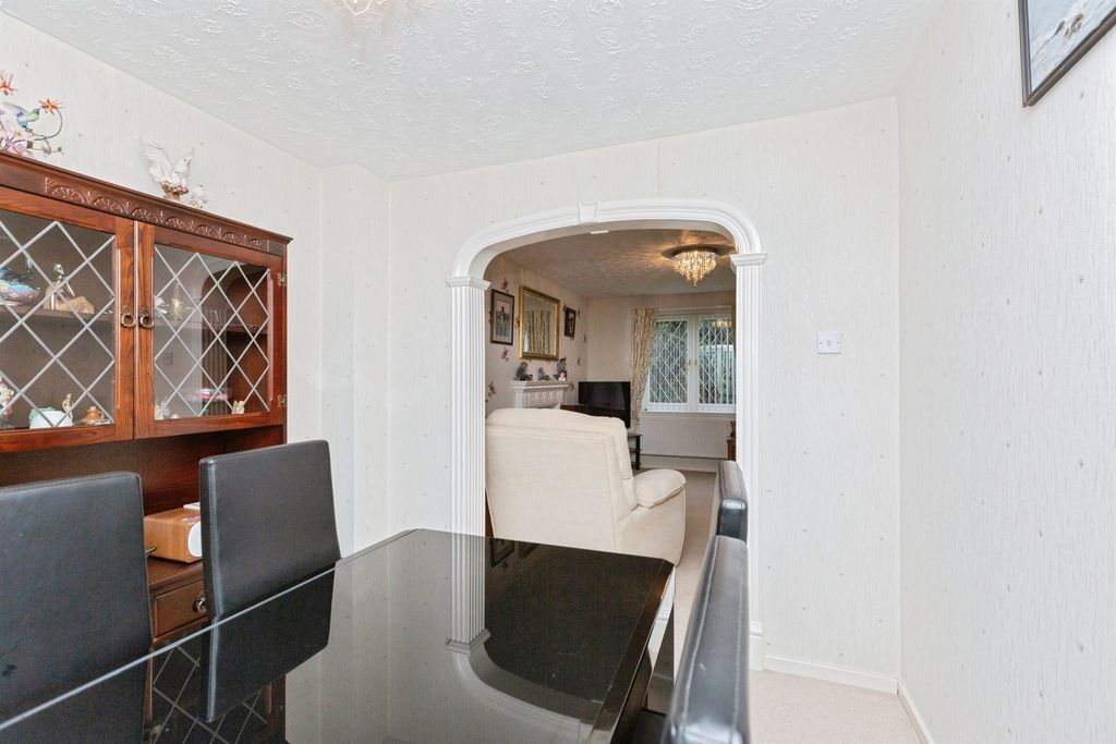 Additional image 6 of 3 bed detached house for saleFinch Way, Narborough, Leicester LE19