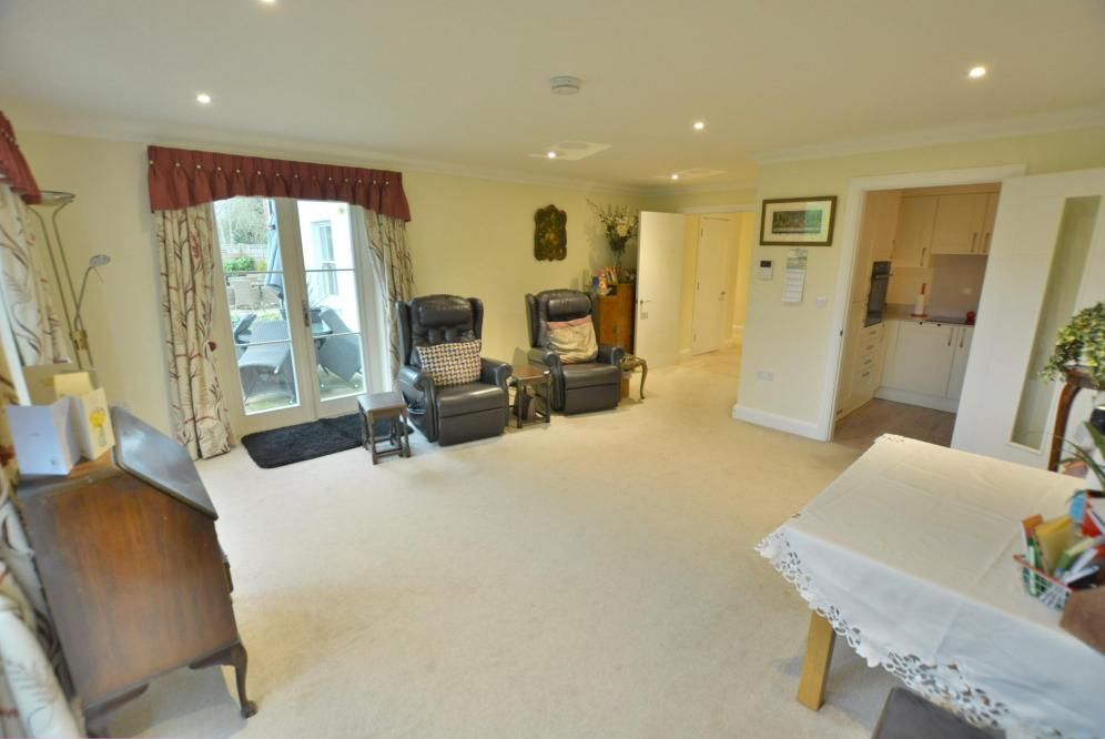 Additional image 14 of 2 bed flat for saleFleur De Lis, East Borough, Wimborne BH21