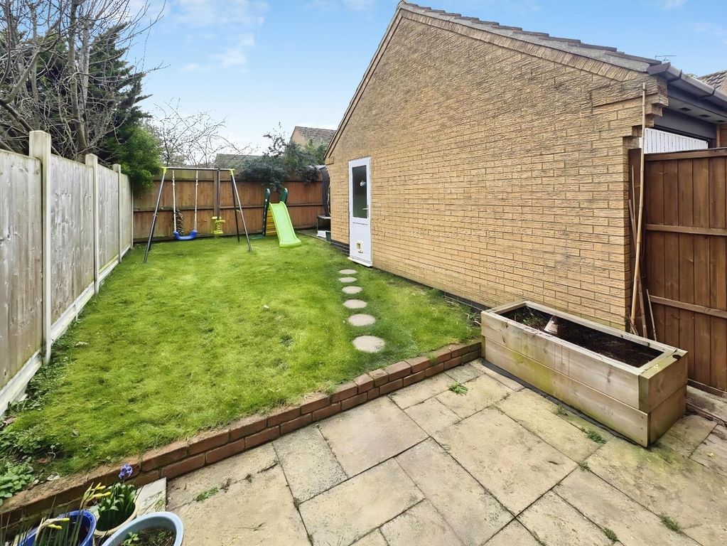 Additional image 11 of 3 bed semi-detached house for saleWarner Close, Whetstone, Leicester LE8