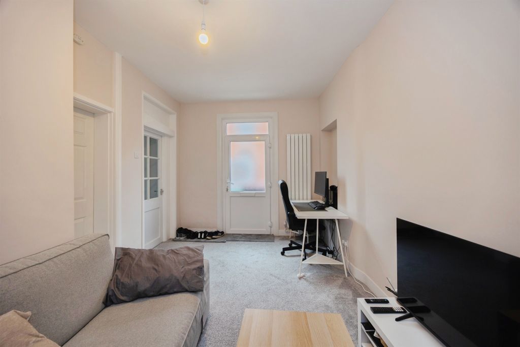 Additional image 5 of 1 bed flat for saleCopnor Road, Portsmouth PO3