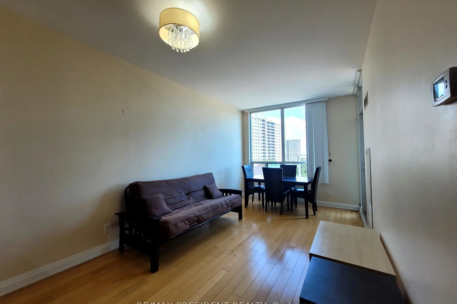 Additional image 10 of 3504 Hurontario Street 801