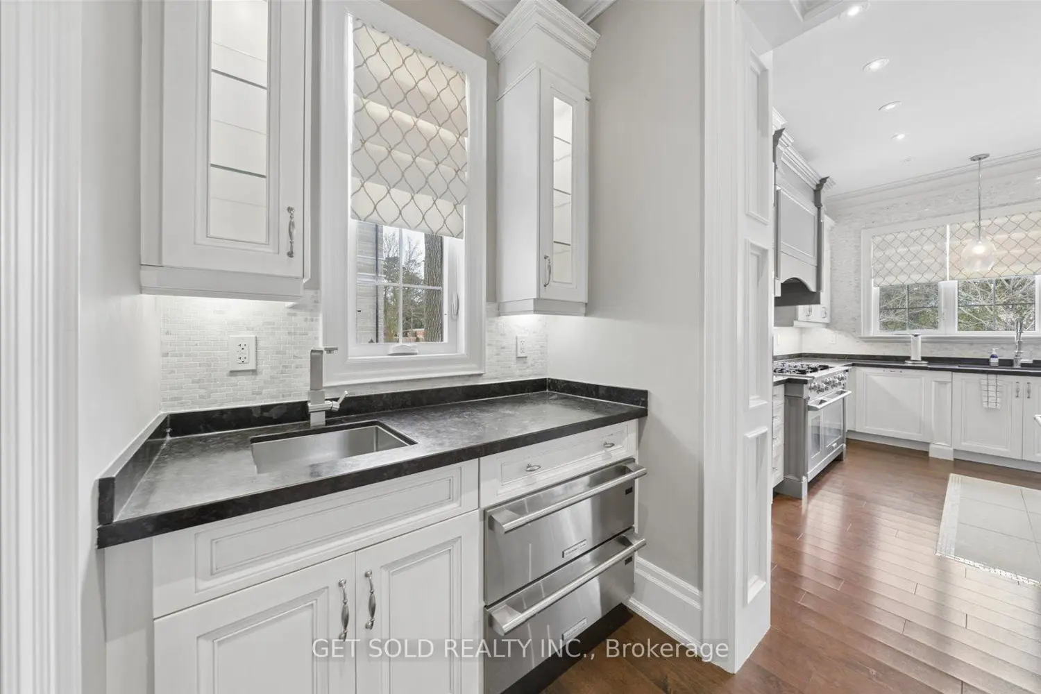 Additional image 10 of 8 Thornhill Avenue