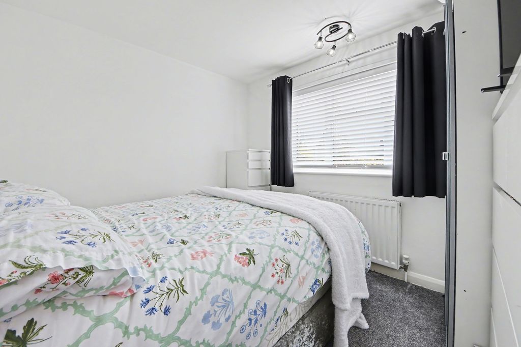 Additional image 11 of 3 bed semi-detached house for saleSouth East Road, Sholing SO19
