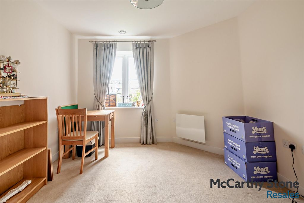 Additional image 8 of 2 bed flat for saleHampton Place, Hampton Close, Shirley, Southampton SO15