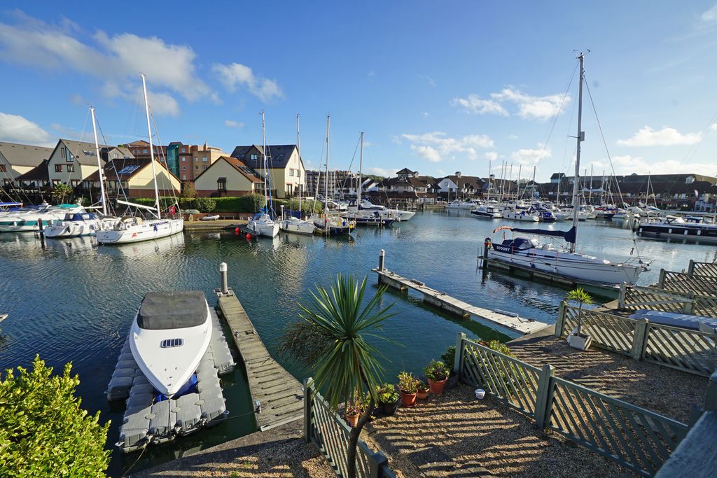 Additional image 3 of 3 bed town house for saleBryher Island, Port Solent PO6