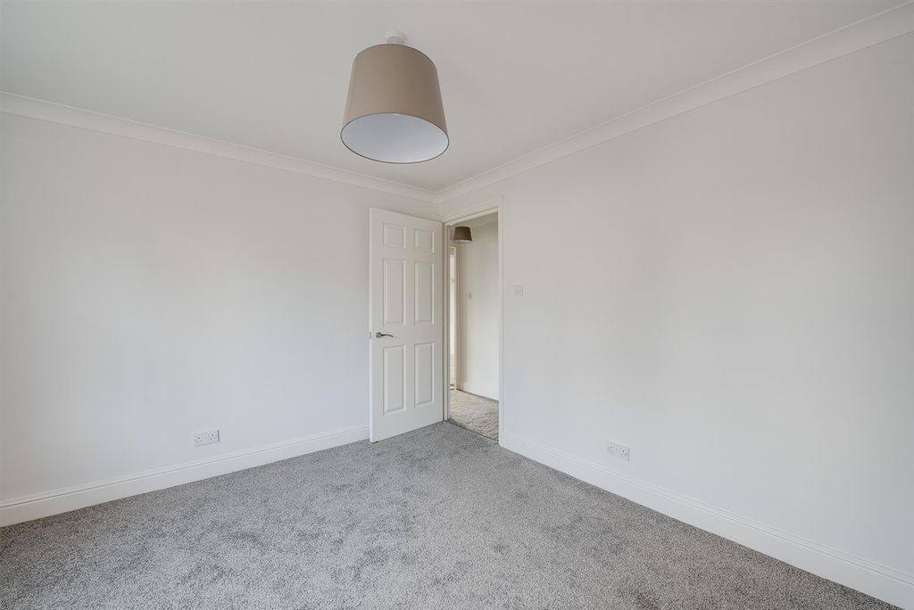 Additional image 13 of 2 bed flat for saleWhite Hart Road, Portsmouth PO1