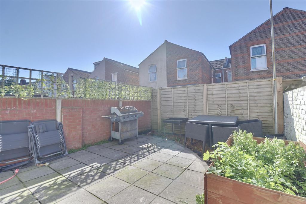 Additional image 18 of 3 bed terraced house for saleOrchard Road, Southsea PO4