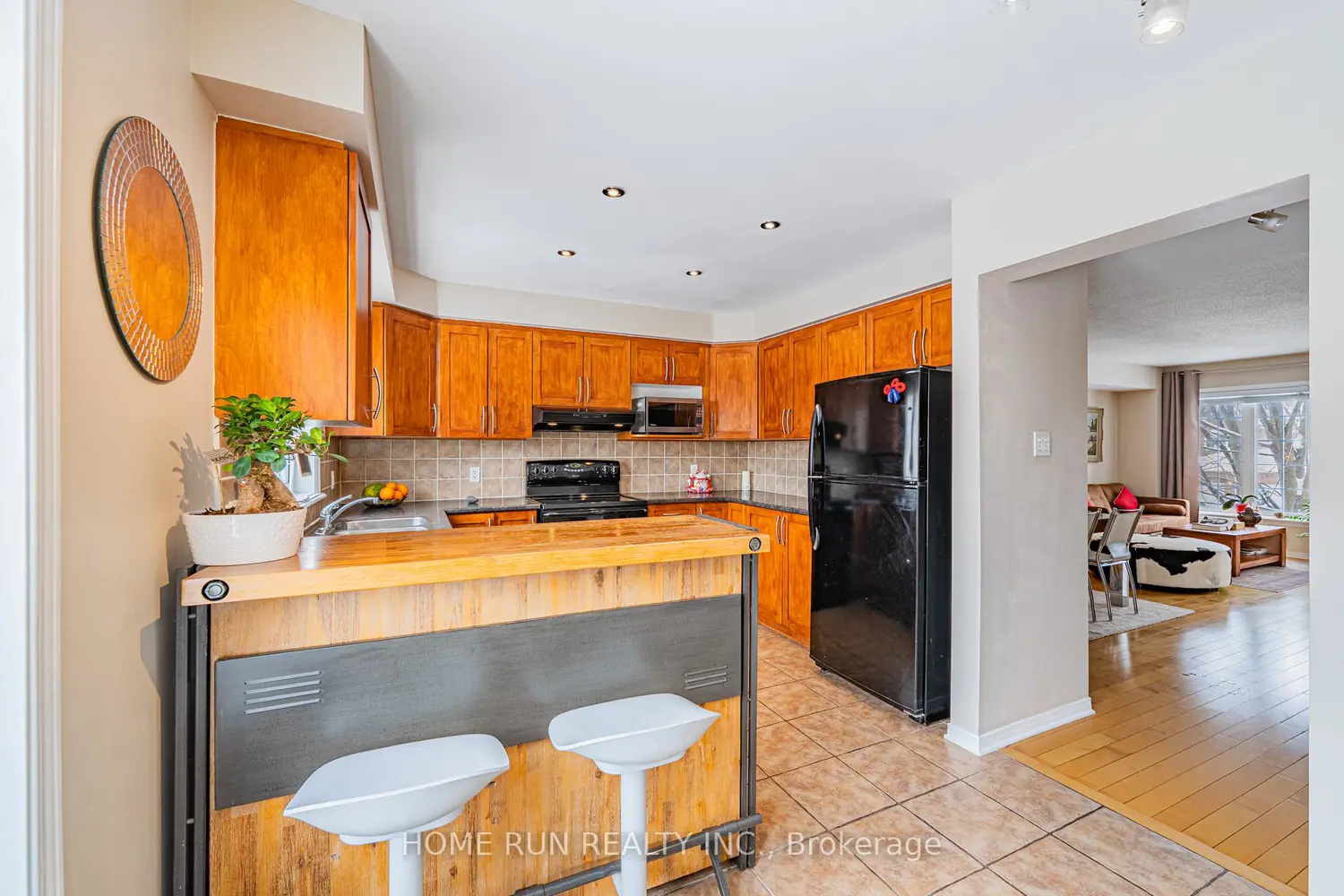 90 Edenvale Drive 207 photo 5