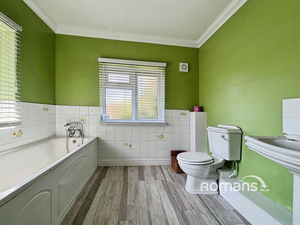 Additional image 7 of 4 bed semi-detached house for saleMoulsham Copse Lane, Yateley, Hampshire GU46