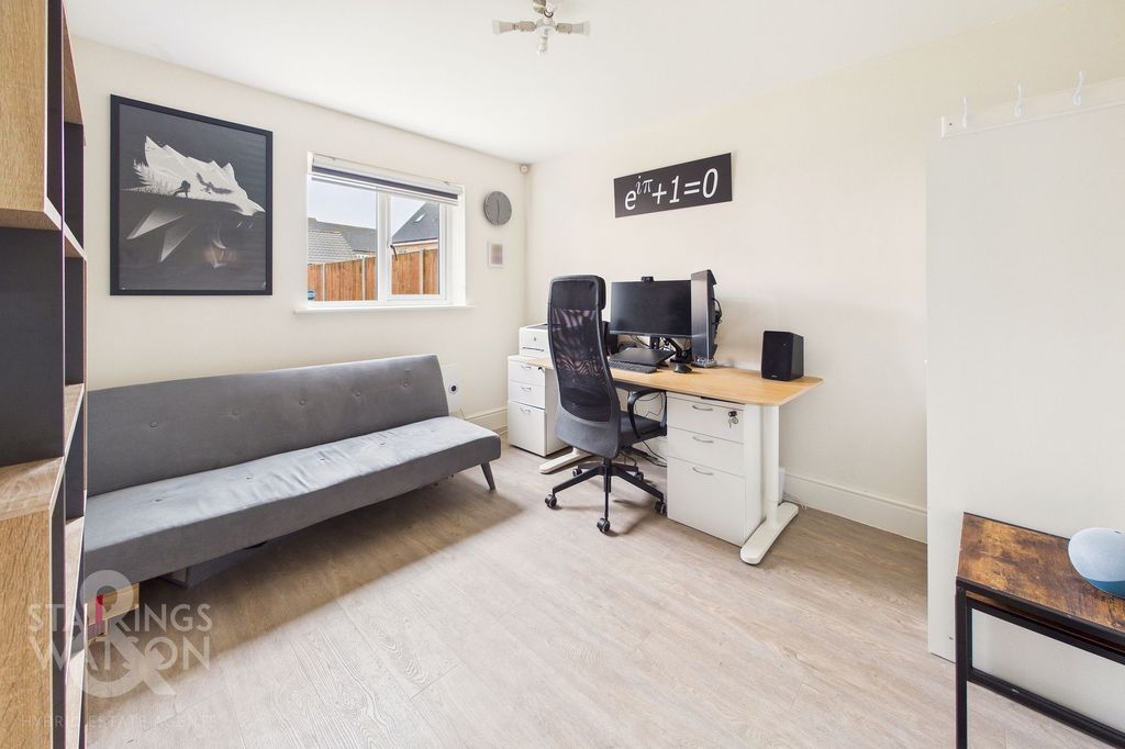 Additional image 14 of 4 bed end terrace house for saleJutland Rise, Wymondham NR18