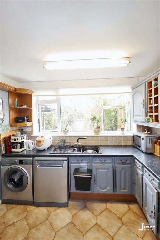 Additional image 14 of 3 bed semi-detached house for saleLedwell Drive, Glenfield, Leicester LE3