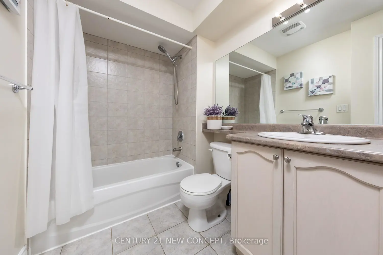 Additional image 13 of 8 Brighton Place 52