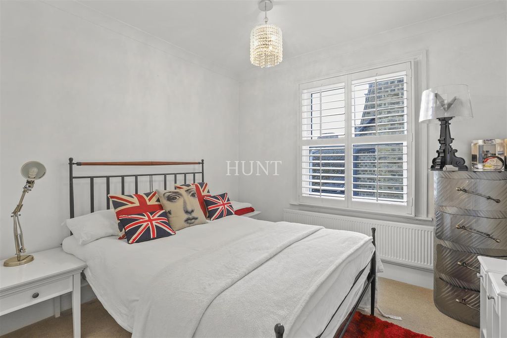 Additional image 18 of 5 bed terraced house for saleBroomhill Road, Woodford Green IG8