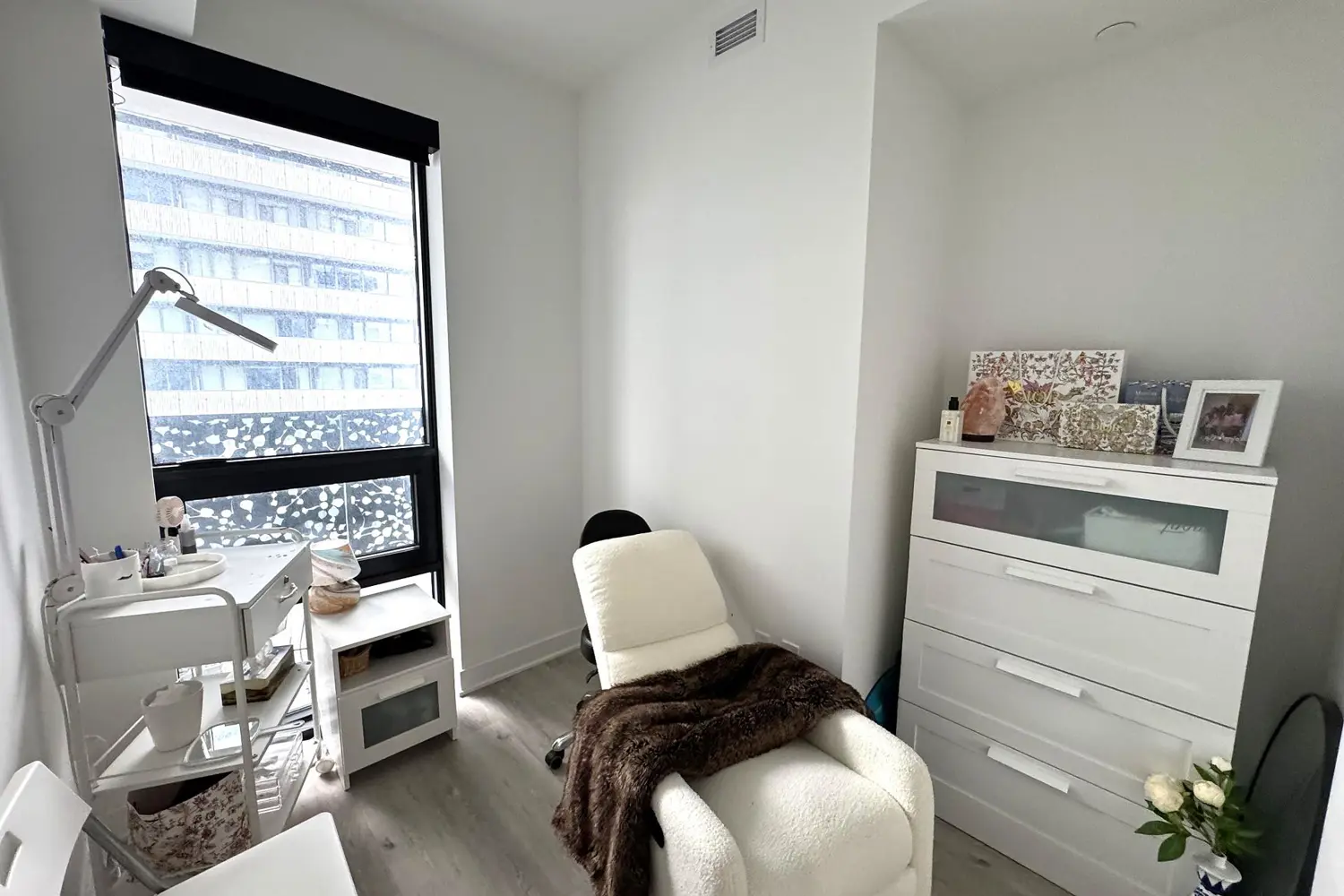 Additional image 16 of 55 Charles Street 4509
