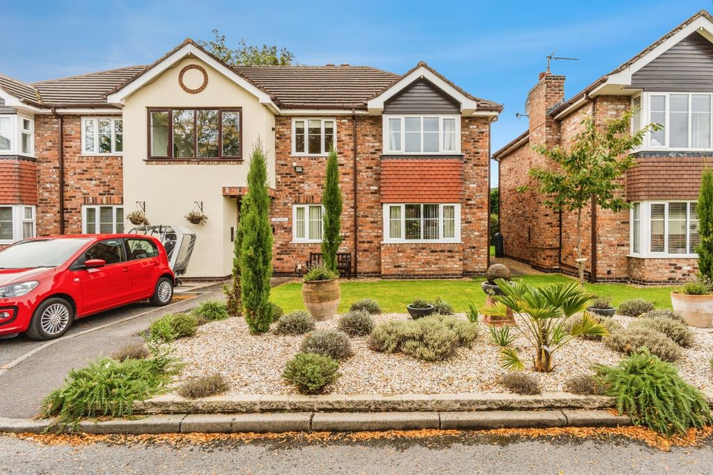 Additional image 6 of 2 bed flat for saleThe Elms, Woodacres Court, Wilmslow SK9